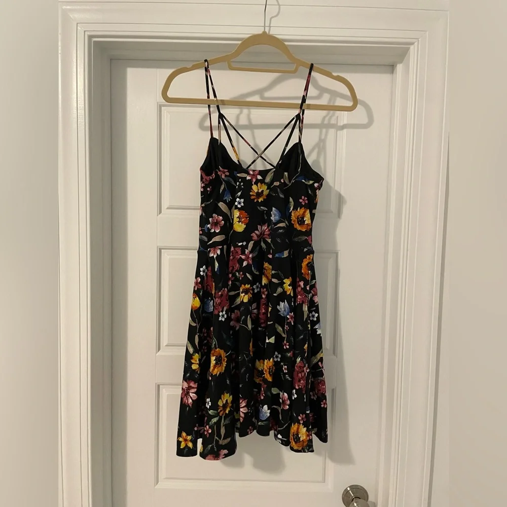 The General Good Reign Back Detail Brushed Knit Dress - Black Floral Dress - Picture 3 of 5